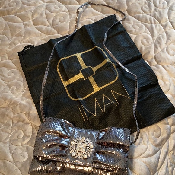 IMAN Platinum Clutch removable shoulder strap NWT - Picture 5 of 6